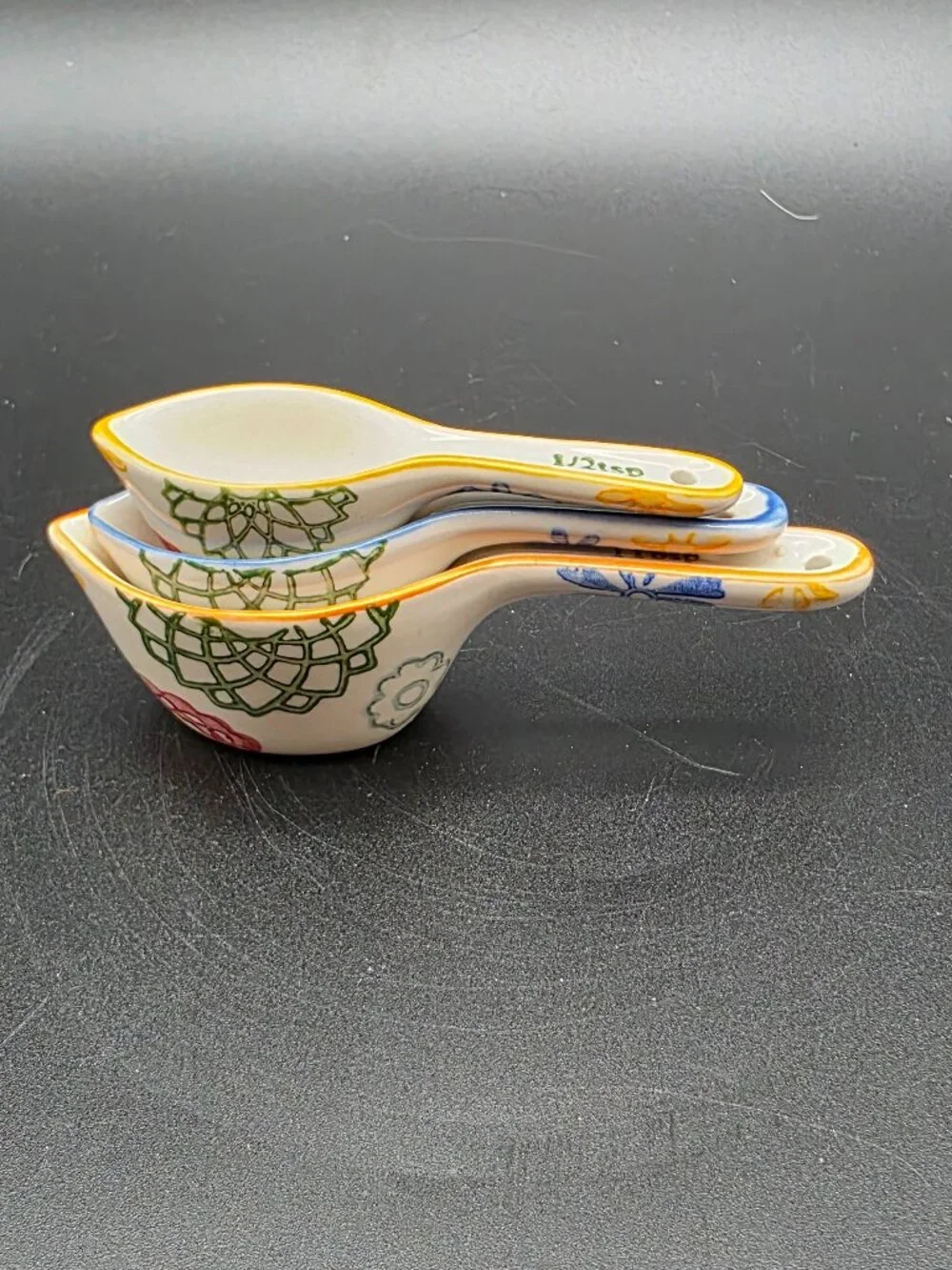Pier 1 Imports ZINNIA Ceramic Measuring Spoons 3pc Decorative Nesting Set
